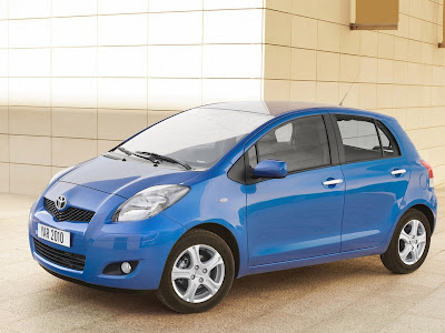 2010 Toyota Yaris Image