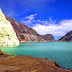 Kawah Gunung Api Eksotis dari Indonesia