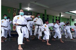 Nunung Wahyudy Ungkap Kodim Masohi Bina Generasi Muda Melalui Karate Inkai