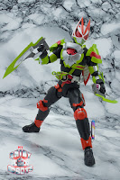 S.H. Figuarts Kamen Rider Tycoon Ninja Form 44