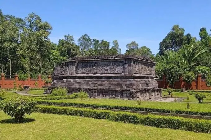 Menyusuri Keindahan Candi Surowono, Pusaka Sejarah di Kediri