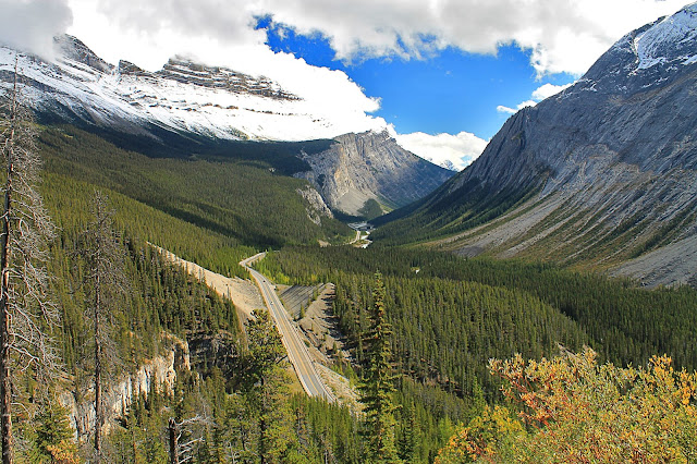 banff national park geology trip travel roadtrip geologist glacier lake mountains rocks rocdoctravel.com