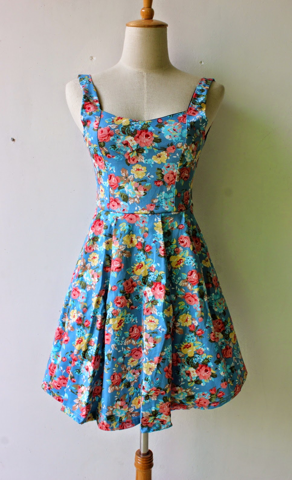 Vintage Floral Dresses