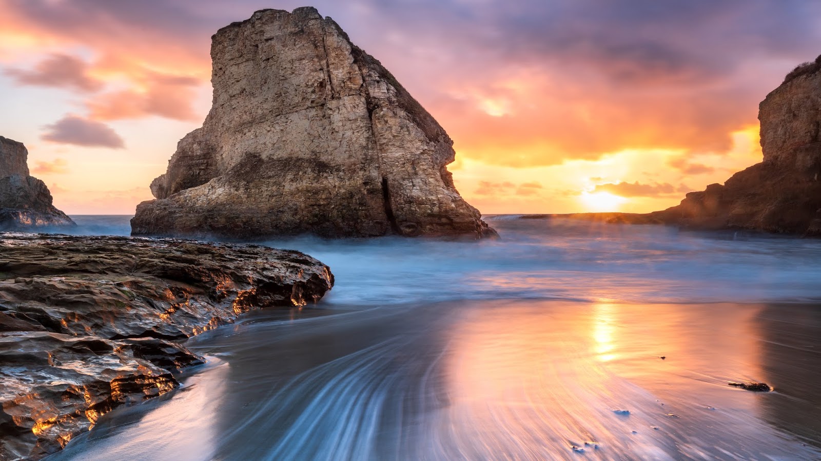 Shark tooth beach 4K 8K