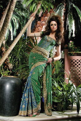 Top Indian Models 2011 with Sleeveless Saree Designs