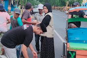    Peduli Sesama, AMK Bantaeng Bagikan 150 Takjil Kepada Pengguna Jalan  