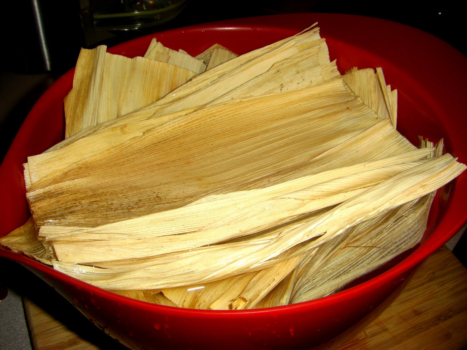 Lasagna Pans - soak indian corn husks in water Pans