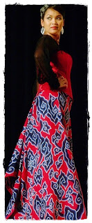 Model gaun batik