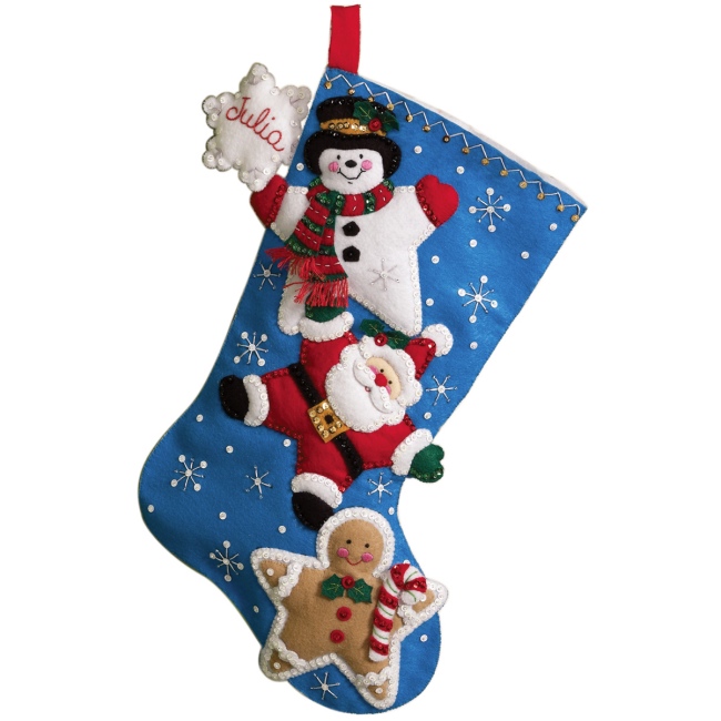 Weekend Kits Blog: Felt Christmas Stockings - Handmade 