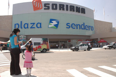 plaza sendero outline