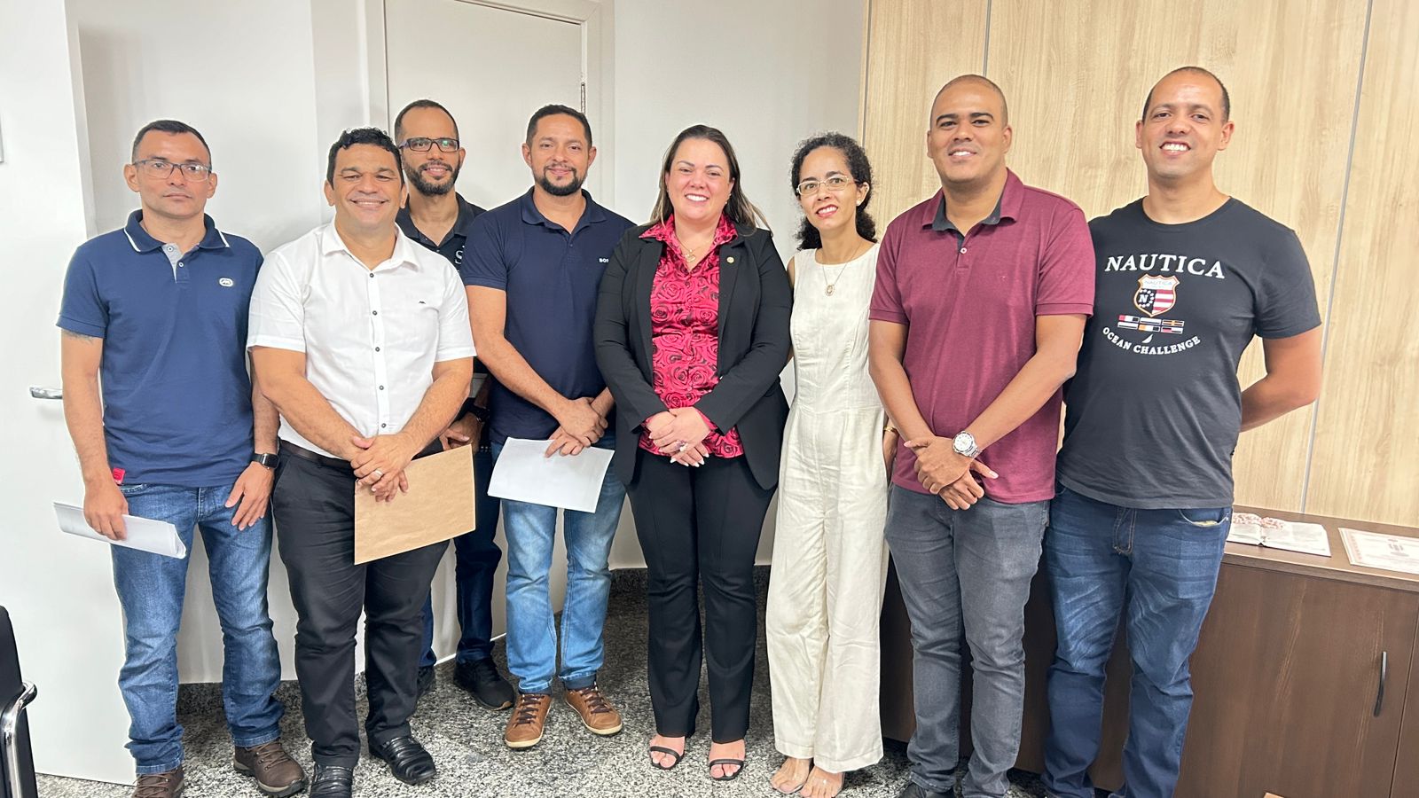 Cláudia de Jesus solicita convocação dos aprovados em concurso do TJ
