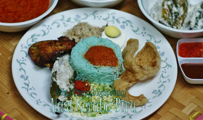 Nasi Kerabu Biru Ya Ampunnn Sedapnya - TERATAK MUTIARA KASIH