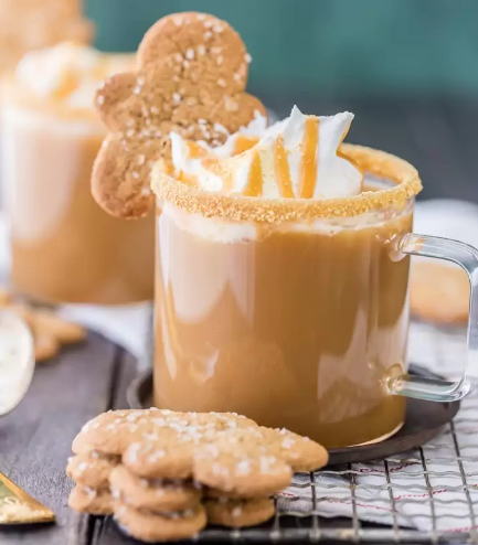 SLOW COOKER GINGERBREAD LATTE #drink #healthydrink #hotchocolate #party #latte