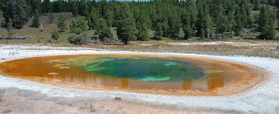 Yellowstone, Upper Geyser Basin, Zona del Old Faithfull, Beauty Pool.
