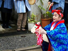 classic dance, riding horses,m wearing kimono