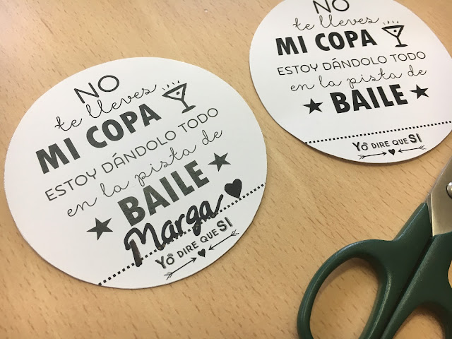 Posavasos para la barra libre de tu boda. Descargable gratuito.