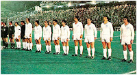 SELECCIÓN DE GRECIA - Temporada 1972-73 - ESPAÑA 3 (Claramunt, Sol y Roberto Martínez), GRECIA 1 (Andoniadis) - 21/02/1973 - Mundial de Alemania 1974, fase de clasificación - Málaga, estadio de La Rosaleda - Alineación: Konstantinou; Pallas, Siokos, Kapsis, Athanasopoulos; Terzanidis (Nikolaidis 70'), Dimitriou, Sarafis, Eleftherakis; Antoniadis, Mihailopoulos (Papaïoánnou 82')