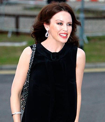 Kylie Minogue goes from Blonde to Brunette 2