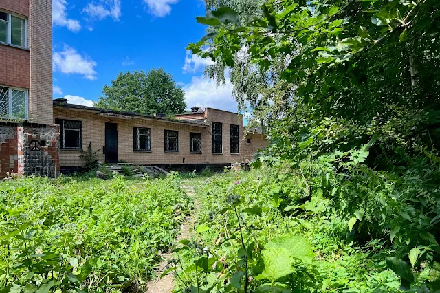 Битцевский лес, Варшавское шоссе, дворы, столовая (построена в 1983 году)