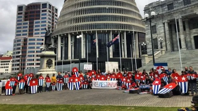 'Papua Bakal Merdeka', Bintang Kejora Dikibarkan Serentak di Banyak Negara