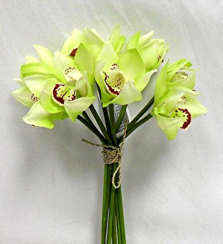 Make a statement with this simple yet elegant green orchids wedding bouquet