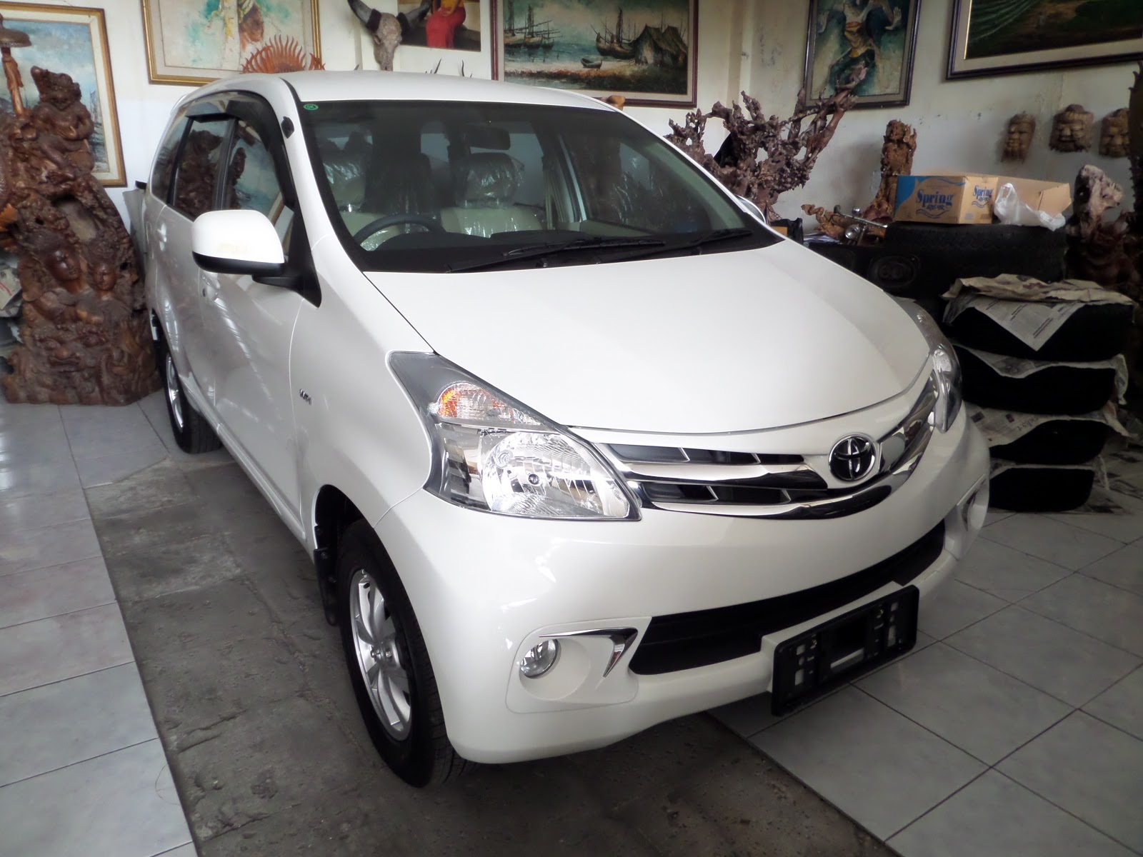  Gambar Toyota Avanza Warna Putih Ottomania86