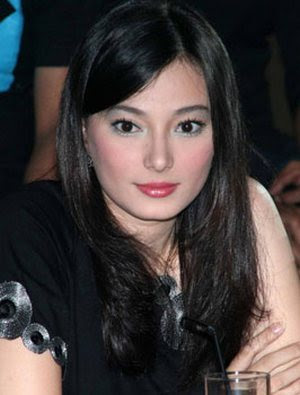 Foto Artis Indonesia on Foto Sarah Dan Ayu Azhari Hot Bikini Photoprofilegossip Gairah Seks On