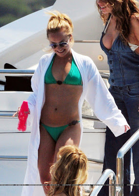 Hayden Panettiere in a Bikini