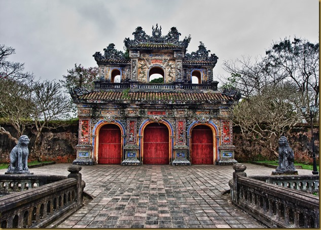 hue_citadel_west_enterance