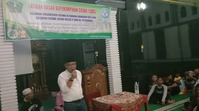 Buka LDKS di SMAN Al Itiqomah, Ini Pesan Bupati Yulianto