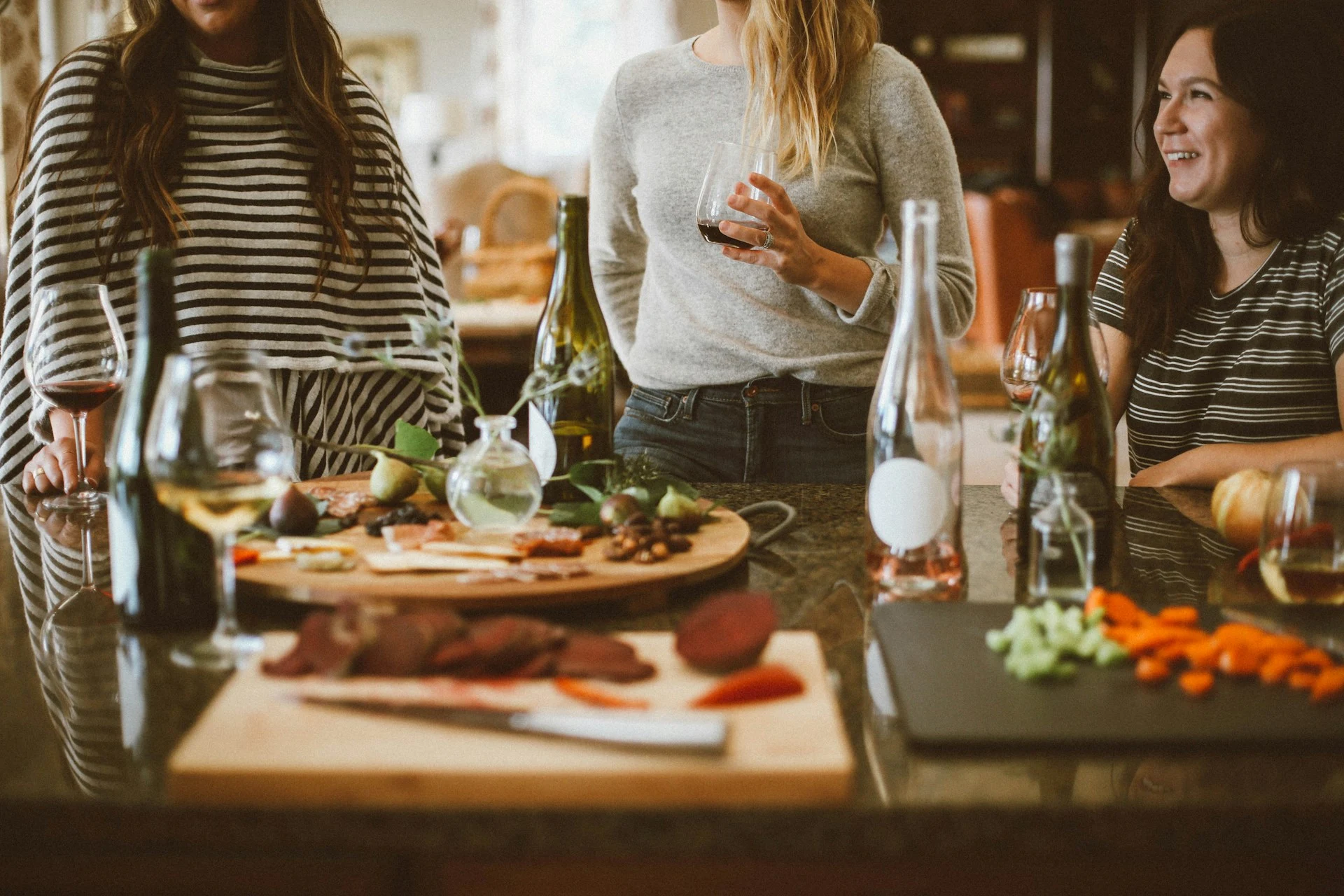 Top Tips When Preparing a Meal For Both Family & Friends In Australia