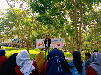 HMPS-SI STMIK Syaikh Zainuddin NW Anjani sukses gelar Entrepreneur Talk di Kebun Raya Lemor