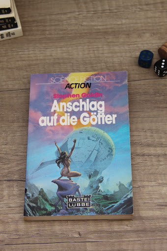 Science Fiction Taschenbuch - mit den obligatorischen Brüsten auf dem Umschlagbild