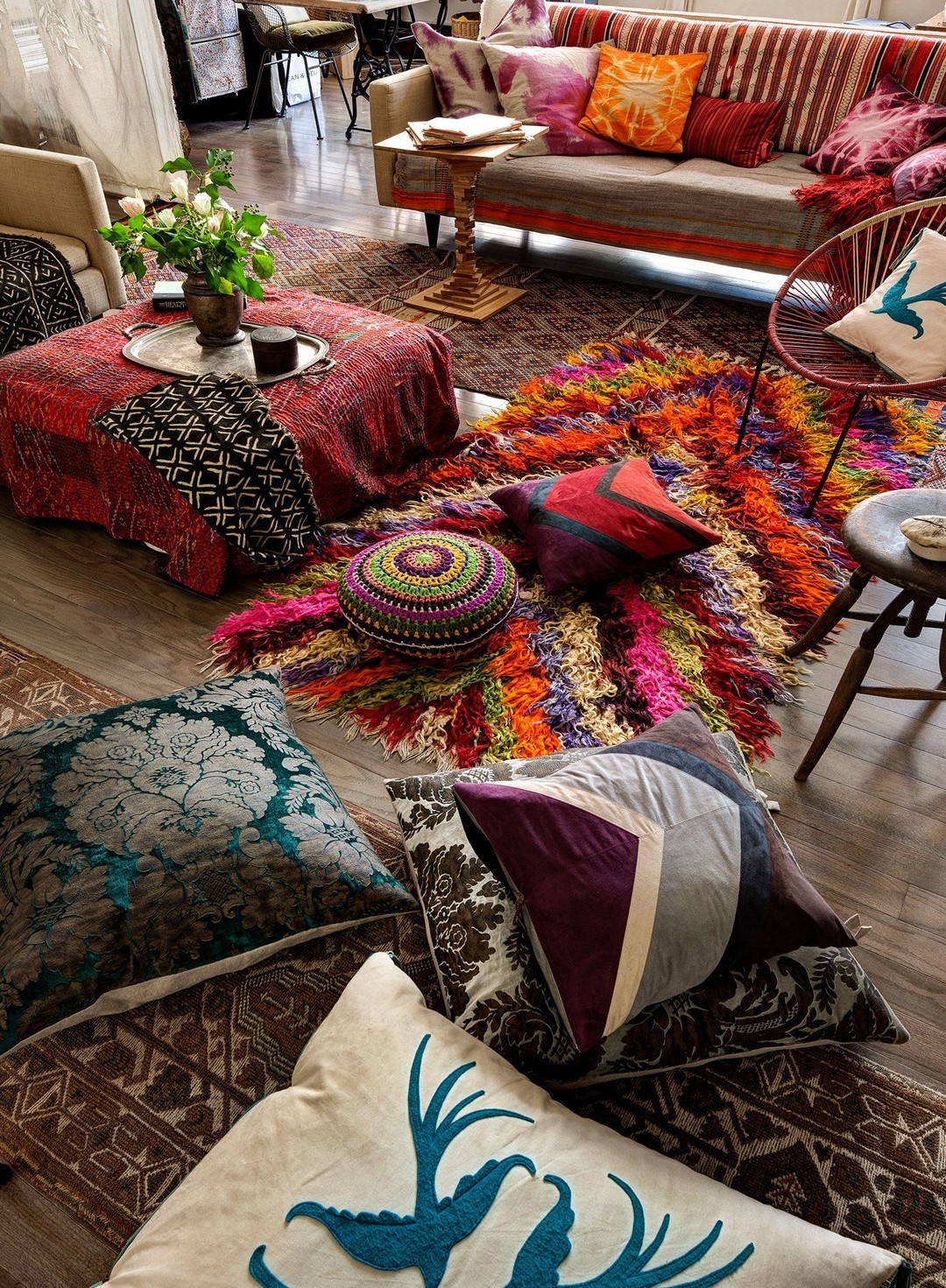 STUNNING WAYS TO DECORATE THE PERFECT BOHEMIAN LIVING ROOM 0