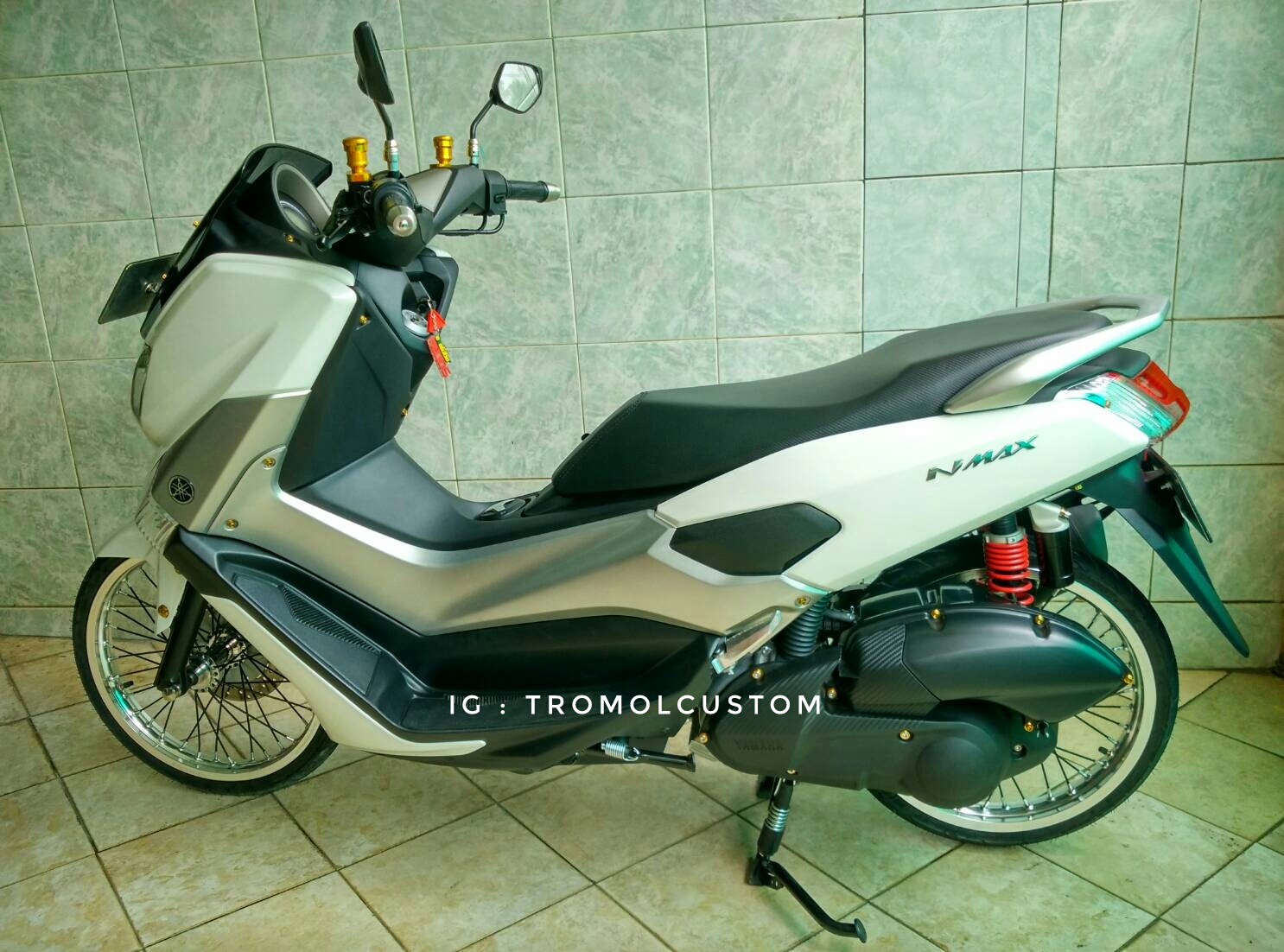 Gambar Modifikasi Yamaha Nmax Jari Jari