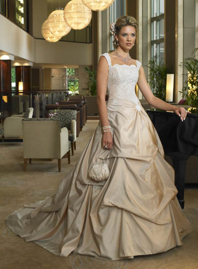 Chic Wedding Dresses 2012