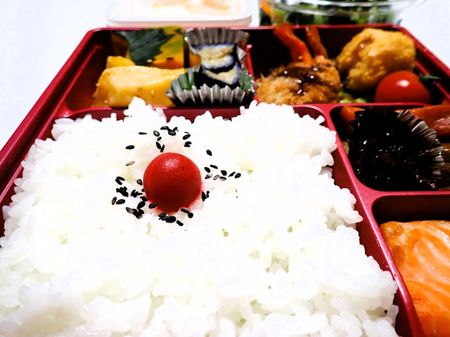 「料亭一〆」在古町通有一家外帶專賣店。