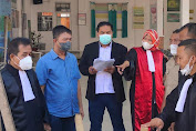 Advokat Daniel Tantang Kapolres Lampung Timur Terkait Kasus Papan Bunga