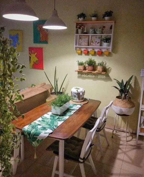 ide inspiratif ruang makan rumah minimalis