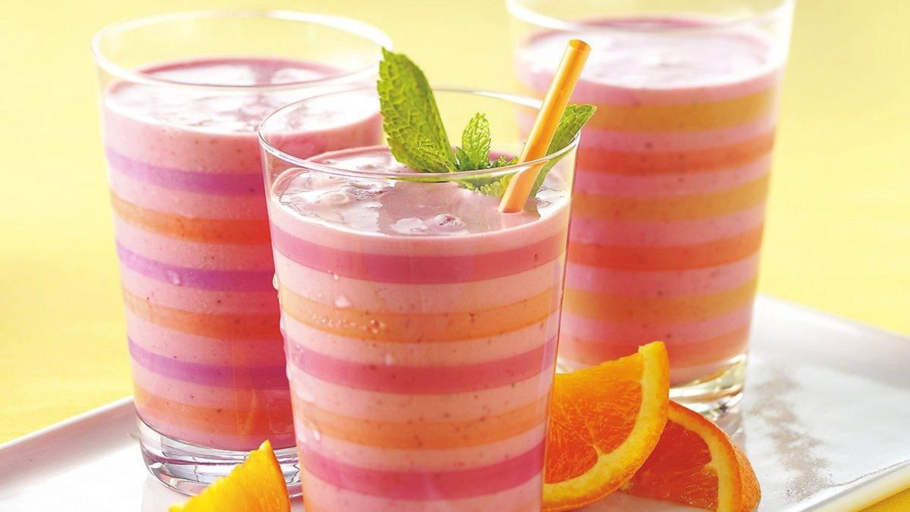 Strawberry-Orange Smoothie Drink Recipe