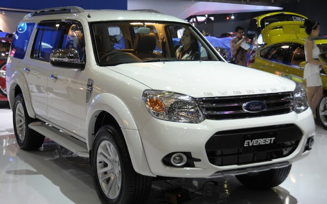 ford everest 2014 màu trắng