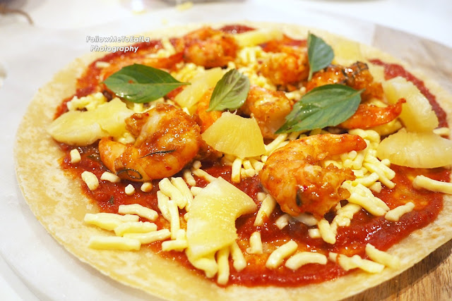 Tom Yam Prawn Pizza with Pineapple Ready For The Oven