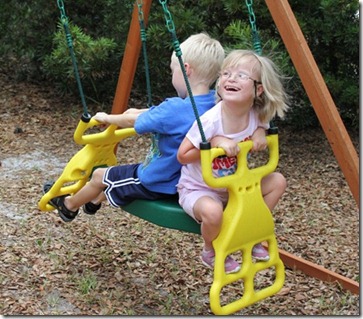 Emma happy swinging 06-2011[3]