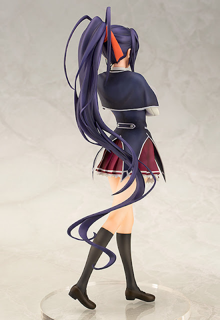 Akeno Himejima 1/7 de "High School DxD HERO" - Phat!