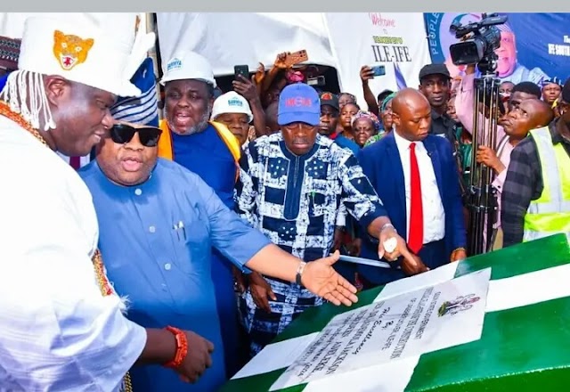 Governor Adeleke Flags Off N14bn Flyover Bridge In Ile-Ife