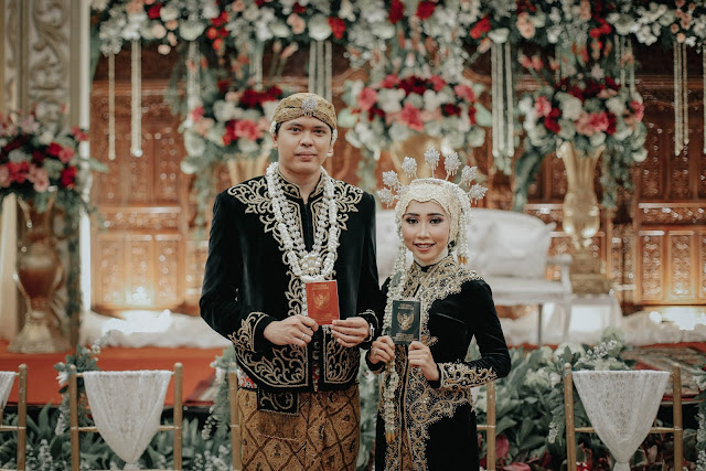 foto wedding jakarta murah,fotografer wedding jakarta,preweddding,foto wedding,, jasa foto wedding jakarta,paket foto video pernikahan 