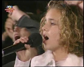 Cantora Luciana Abreu no programa 'Cantigas da Rua'