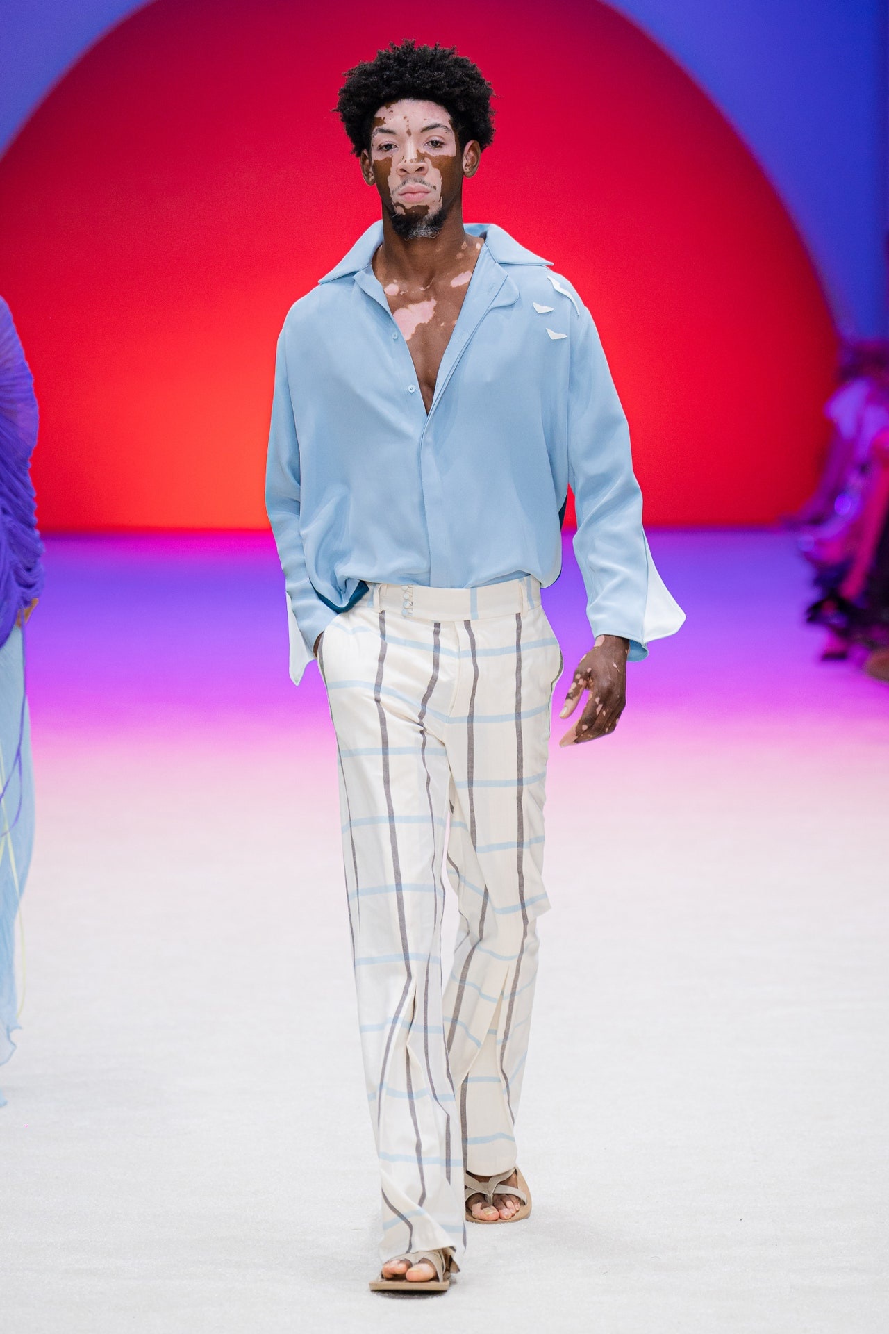 Kris Goyri Spring Summer 2025 collection fashion show 'La Puesta De Sol'