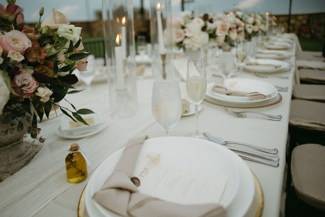 table settings with favor and napkin