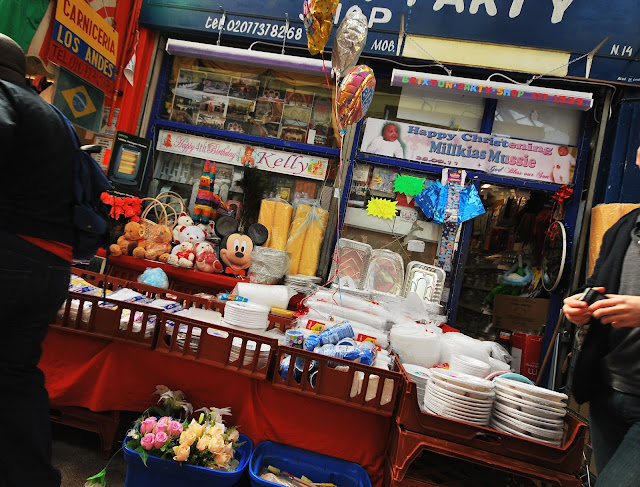 Brixton-market-brocante-mickey-cadeaux